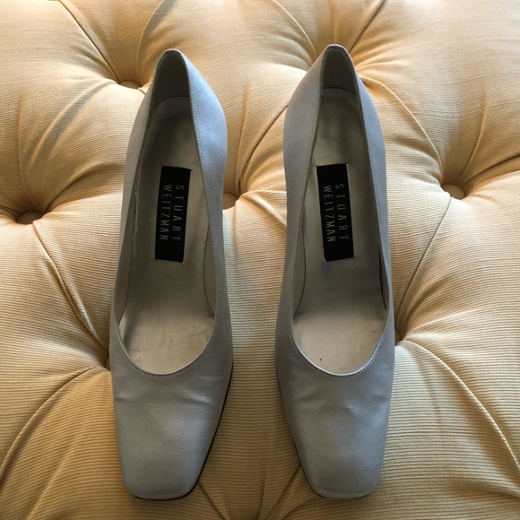 stuart weitzman silver pumps